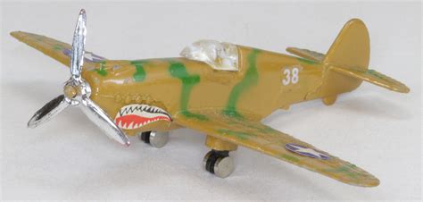 Curtiss-Wright P-40 Flying Tiger | Model Aircraft | hobbyDB