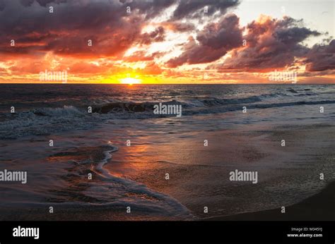 Beach sunset, Perth, Western Australia, Australia Stock Photo - Alamy