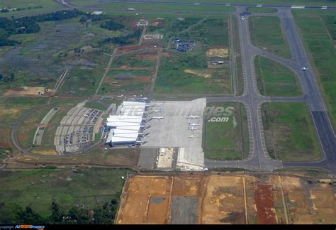 Sultan Hasanuddin Airport - Large Preview - AirTeamImages.com