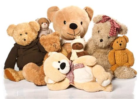 Best Stuffer Animal Toys 2021: Plush Hugs - LittleOneMag