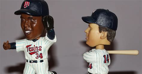 The Bobble Hunter: Minnesota Twins SGA Bobblehead Set (Part 10 - Year 2009)