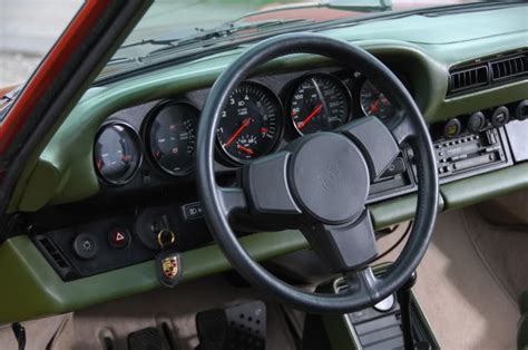 PORSCHE 930 - porsche-930_interior_16.jpg