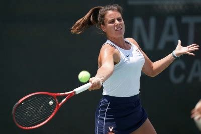 UVA freshman Emma Navarro wins NCAA tennis national single title