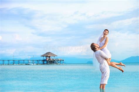 Island wedding stock photo. Image of romance, travel - 23493636