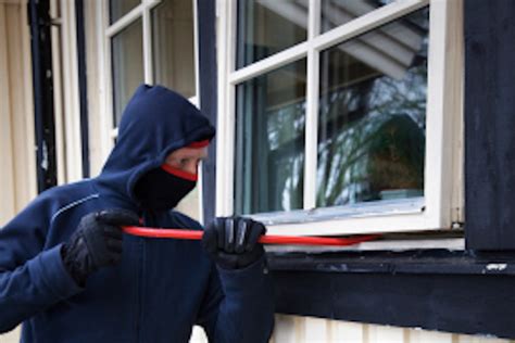 Burglars forced to rethink wardrobe now everyone wearing masks - The Rotherham Bugle