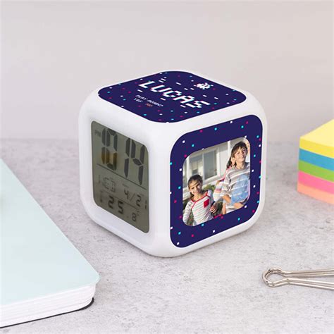 Personalised alarm digital clock cube | Photo alarm clock | Wanapix