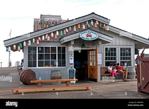 Stearns Wharf Santa Barbara Pier restaurant beach California United ...