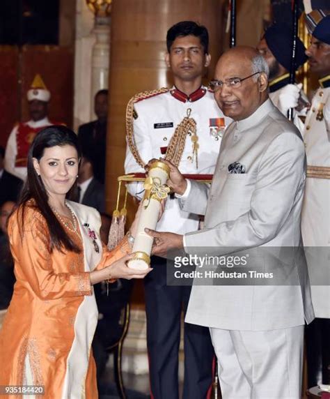 304 The Padma Shri Award Ceremony Stock Photos, High-Res Pictures, and ...