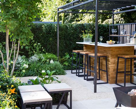 Garden bar ideas: 10 ways to entertain al fresco | Homes & Gardens