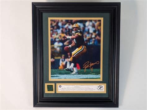 Signed Sports Memorabilia 11/1 | Live and Online Auctions on HiBid.com