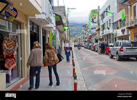 Cotacachi leather hi-res stock photography and images - Alamy