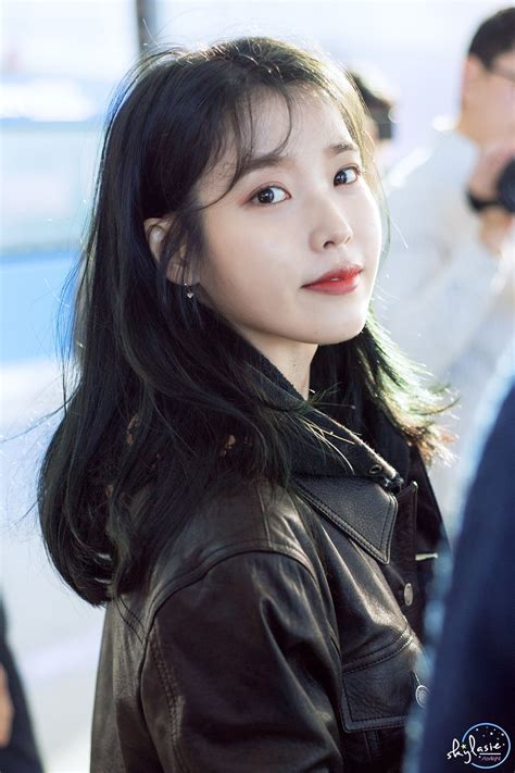 10+ Times IU Looked Like She Just Came Out Of A Magazine Cover As She ...