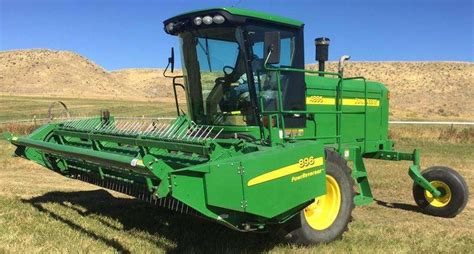 John Deere 4895 Windrower Maintenance Guide & Parts List