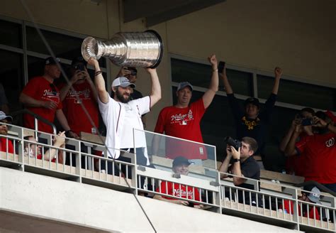 uvrijediti slušam glazbu Spreman alexander ovechkin stanley cup ...