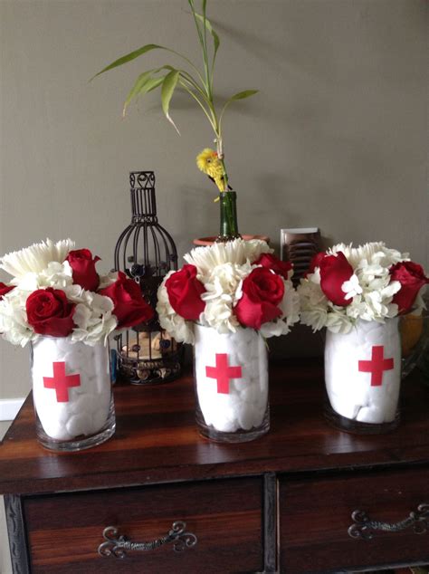 Pin by Maria jose on My creations | Nurse graduation party decorations, Graduation party ...