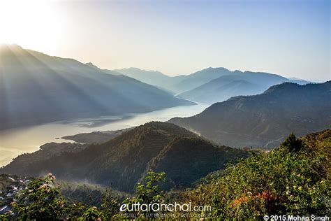 Sunrays’ salute to the Bhagirathi river! - Uttarakhand Photos