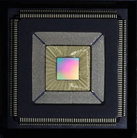 New microchip demonstrates efficiency and scalable design