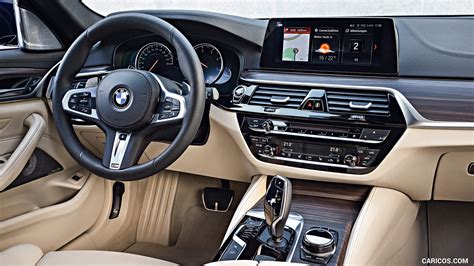 2018 BMW 5-Series 530d xDrive Touring | Interior