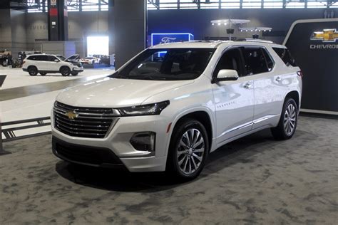 2022 Chevy Traverse To Get Wireless Phone Charging After All