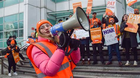 Junior doctors to strike in England in June 2023