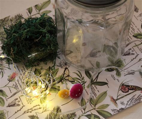 Fireflies in a Jar Craft - STOCKPILING MOMS™