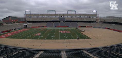 New turf laid for XFL's Houston Roughnecks at TDECU Stadium | Stadia ...