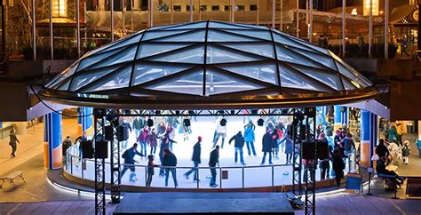 This is the last weekend you can skate at the Robson Square rink | Listed