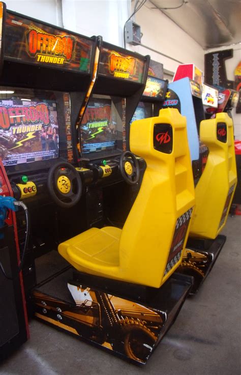 Off Road Thunder Arcade Game | Vintage Arcade Superstore