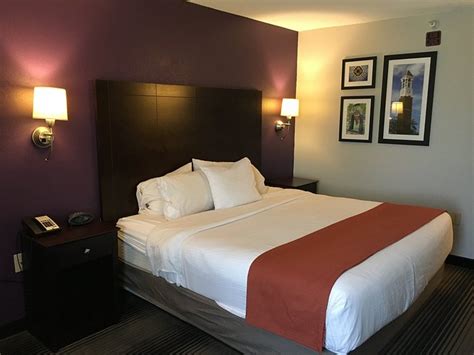 LA QUINTA INN & SUITES BY WYNDHAM LAFAYETTE - Updated 2024 Prices, Reviews, and Photos