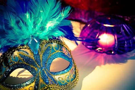 7 DIY Mardi Gras Masks | DIY Tutorials