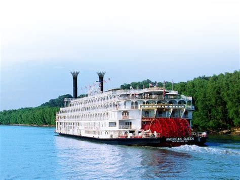 The Return of the Paddle-Wheel Steamboat Vacation - Condé Nast Traveler