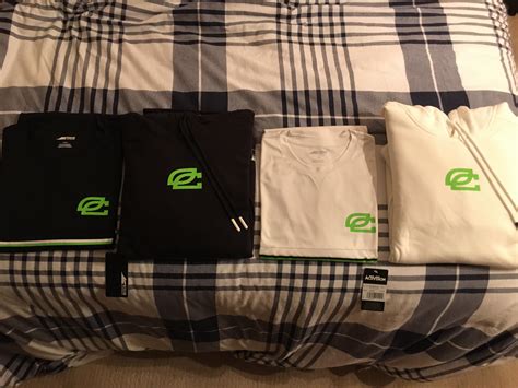 The OpTic Chicago merch has arrived! 🔥 : r/OpTicGaming