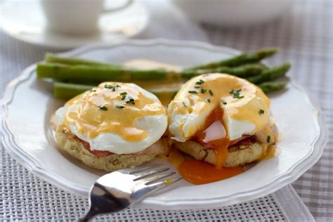 Classic Eggs Benedict Recipe