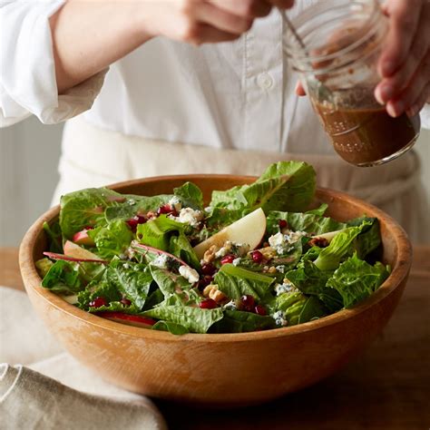 Balsamic Berry Vinaigrette Winter Salad Recipe - EatingWell