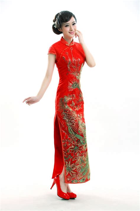 Qipao, Chinese Traditional dress, Qipao Pictures, Chinese Culture | Chinese dress, Long sleeve ...