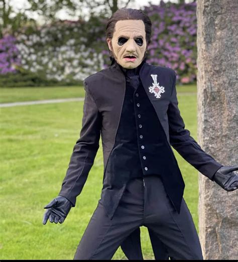 Costume help cardinal Copia, anyone know who makes this suit or where I can buy? : r/Ghostbc