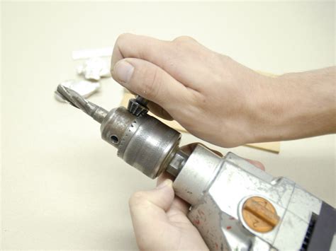 How to Change a Drill Bit: 10 Steps (with Pictures) - wikiHow