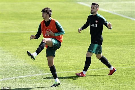 Benfica chief says Joao Felix is one of Portugal's best after Ronaldo ...