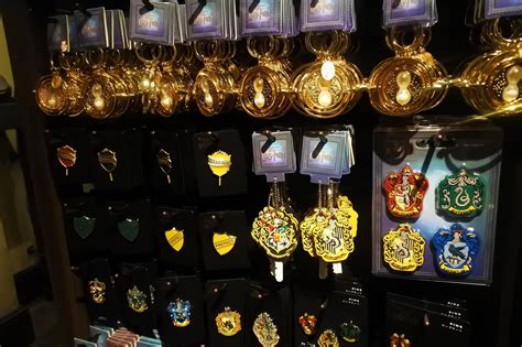 Souvenir Guide: The Wizarding World of Harry Potter at Universal Studios Japan - Laces and Tiaras