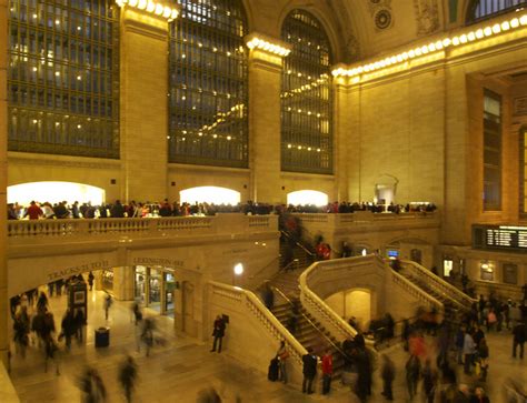 A Daily Dose of Architecture: Apple Store, Grand Central