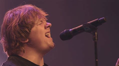 Lewis Capaldi - Someone You Loved (Live in Australia) - YouTube Music