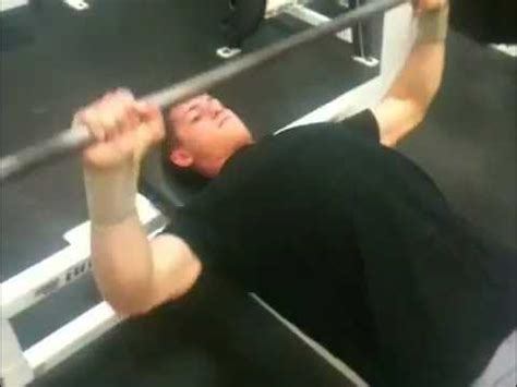 Great Upper Chest Workout: Guillotine Press Proper Form - YouTube