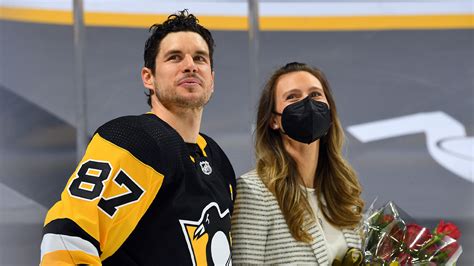 Who is Sidney Crosby’s girlfriend, Kathy Leutner? | The US Sun