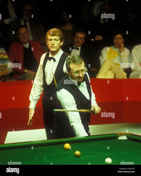 Uk dennis taylor world snooker hi-res stock photography and images - Alamy