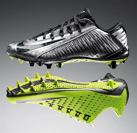 NIKE vapor carbon 2014 football cleat