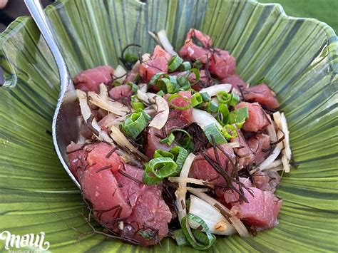 10 Delicious Hawaii Foods Everyone Should Try - Maui Guide