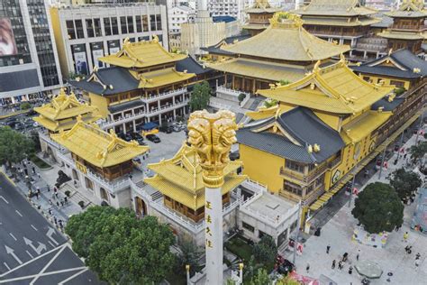 Visitor's Guide to Temples in Shanghai