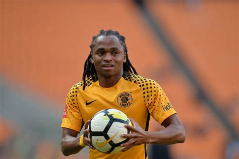 Siphiwe Tshabalala comes to Zwane's defence on Chiefs trophy drought ...