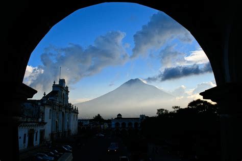 List of Central America Volcanoes by Country