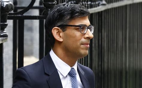 Rishi Sunak to face down DUP and Tory rebels over Brexit deal